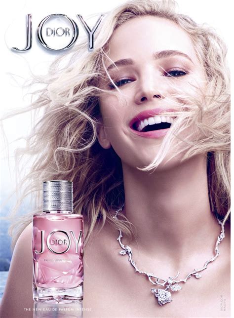 Jennifer Lawrence Dior perfume